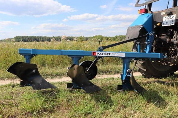 Плуг 3-х корпусный навесной НПЛ-3.25 для тракторов Т-40 и других тягового класса 0,9 — фото 2